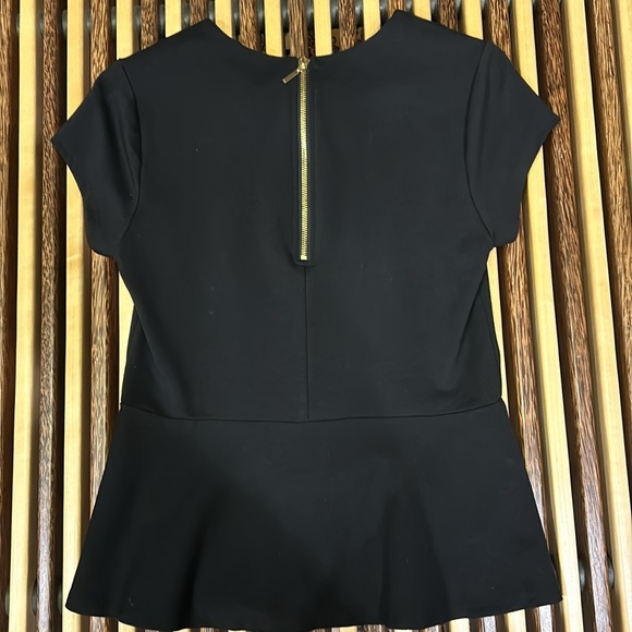 Saks Fifth Avenue Black Label - Black Top - Size Medium - Picture 4 of 5